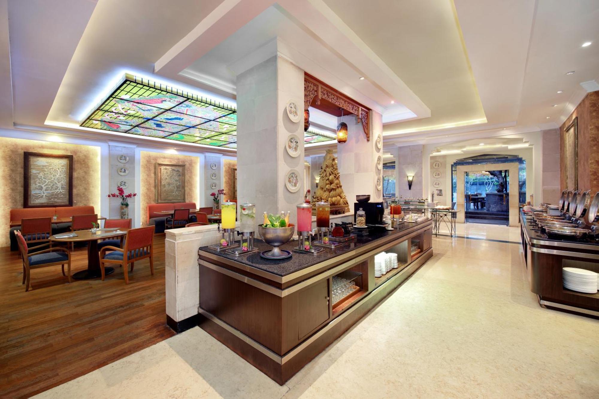 โรงแรมโนโวเทล โซโล Surakarta  ภายนอก รูปภาพ