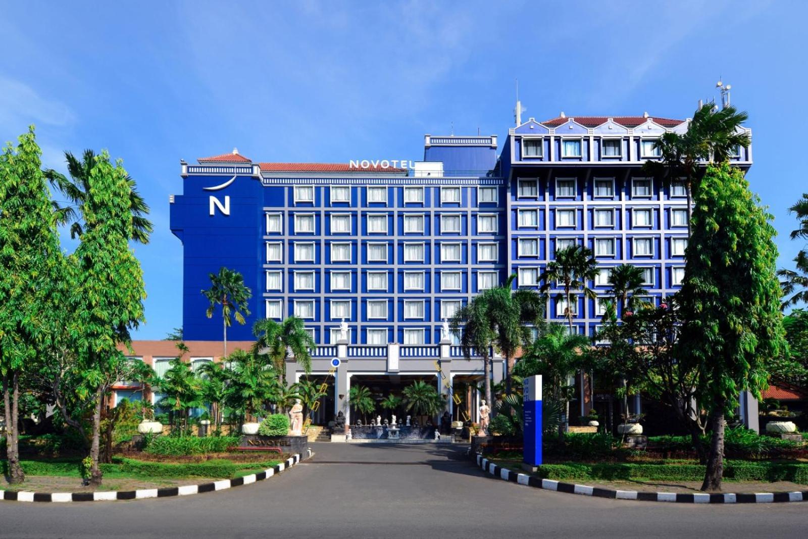 โรงแรมโนโวเทล โซโล Surakarta  ภายนอก รูปภาพ